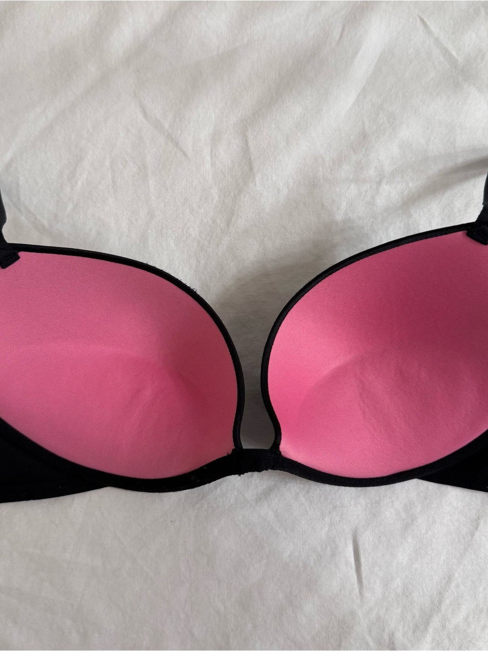Victoria's Secret Pink Rhinestone Heart Bra - Picture 6 of 7